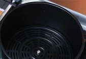 如何拆机清洁集成灶（简单易行的清洁方法）