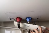 热水器回水孔冒水的解决方法（遇到热水器回水孔冒水？别慌）