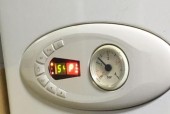 壁挂炉故障排查与维修指南（如何识别和解决壁挂炉故障）