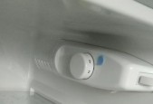 冰柜保鲜结冰维修攻略（教你轻松解决冰柜结冰问题）