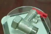 电热水器泄压阀的使用指南（了解泄压阀的作用）