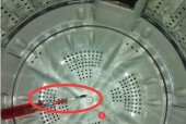 如何拆卸洗衣机内胆（以清洁为例）