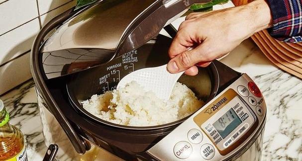 电压力锅烧饭夹生的原因与解决方法（探讨电压力锅烧饭夹生现象的成因及如何避免）  第1张