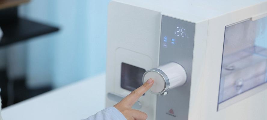 如何使用新饮水机进行清洗及维护（以保证水质安全和延长使用寿命为核心的实用指南）  第1张