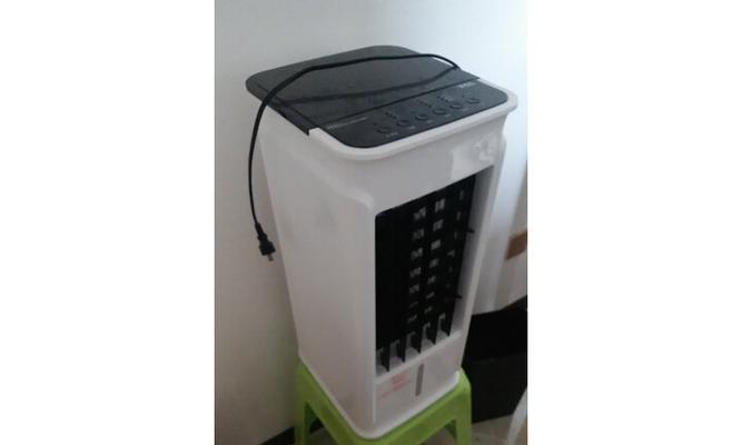 如何使用创尔特老式油烟机清洗方法彻底清洁厨房油烟（掌握创尔特老式油烟机清洗方法）  第2张