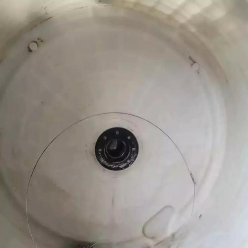 半自动洗衣机漏水的修理方法（解决洗衣机漏水问题的实用技巧）  第1张
