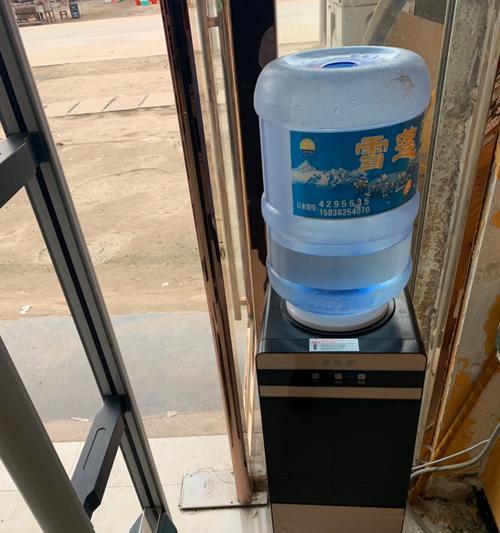 为什么饮水机的水不足（分析饮水机水不足的原因及解决方法）  第2张