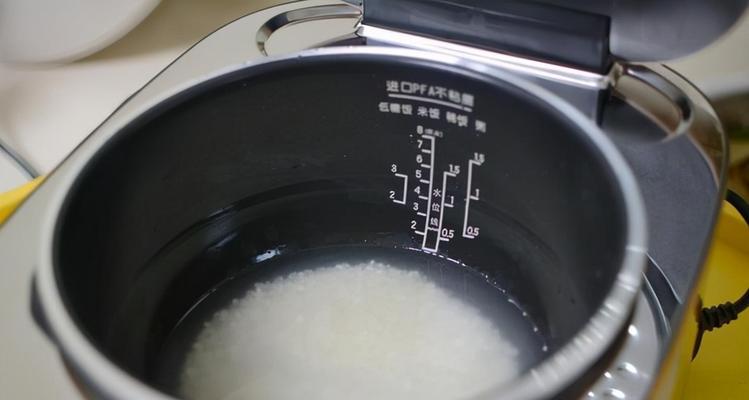 电饭煲路电的工作原理及优势（揭秘电饭煲路电的神奇之处）  第3张