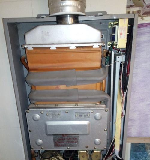 老板燃气热水器e4故障如何快速解决？维修步骤与注意事项是什么？  第2张