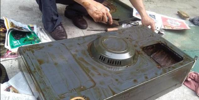火碱清洗油烟机的正确步骤是什么？需要注意哪些安全事项？  第1张