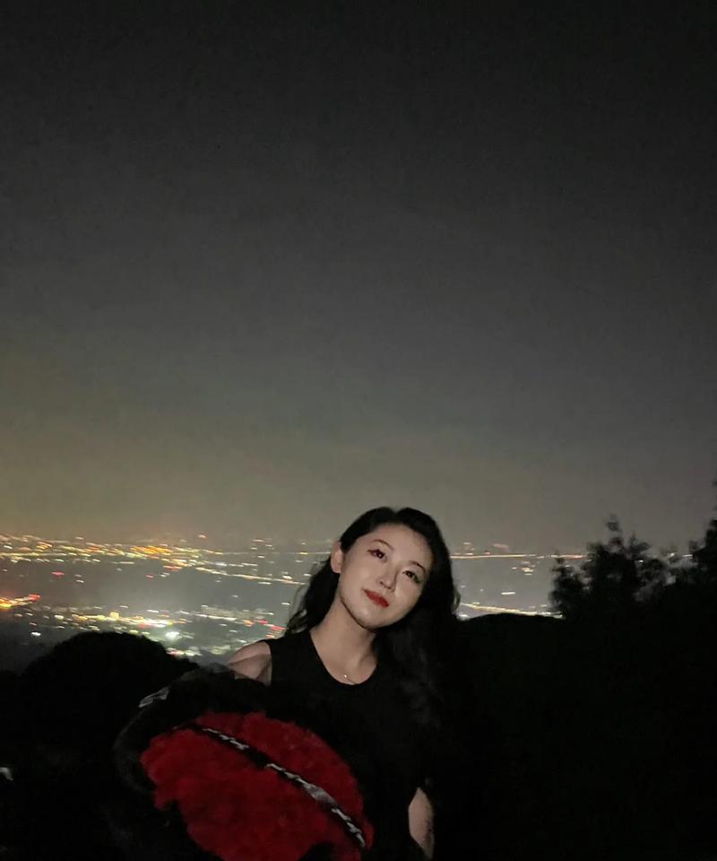手机如何拍出晚上清晰的照片？  第2张