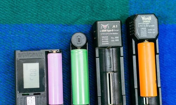 镭电池专用充电器有何特别之处？如何选择合适的充电器？  第3张