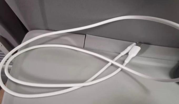 海韵充电器档次如何？使用体验怎么样？  第3张